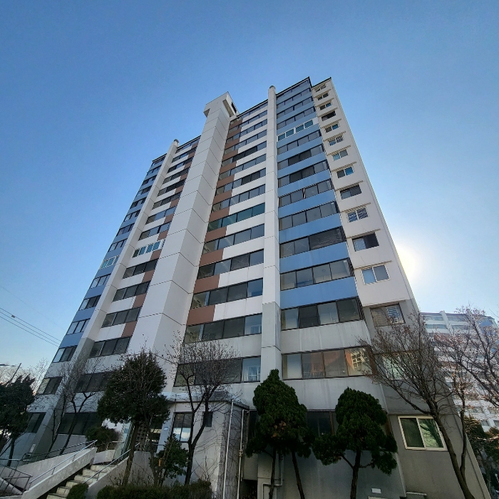 청계천과 나란히, 도심 속 보금자리! 용답역 2분 거리 하이츠아파트 경매 기회