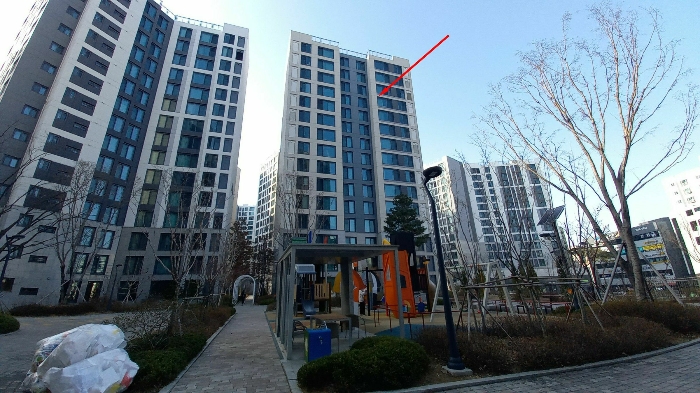 수원 신축 아파트 경매 기회: 힐스테이트푸르지오수원 분석